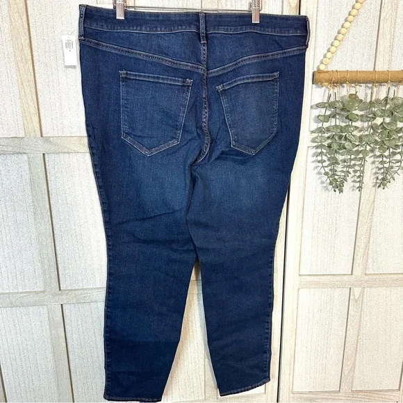 Old Navy Women's Extra High Rise Rockstar Super Skinny Jeans - Dark Blue - Picture 6 of 7